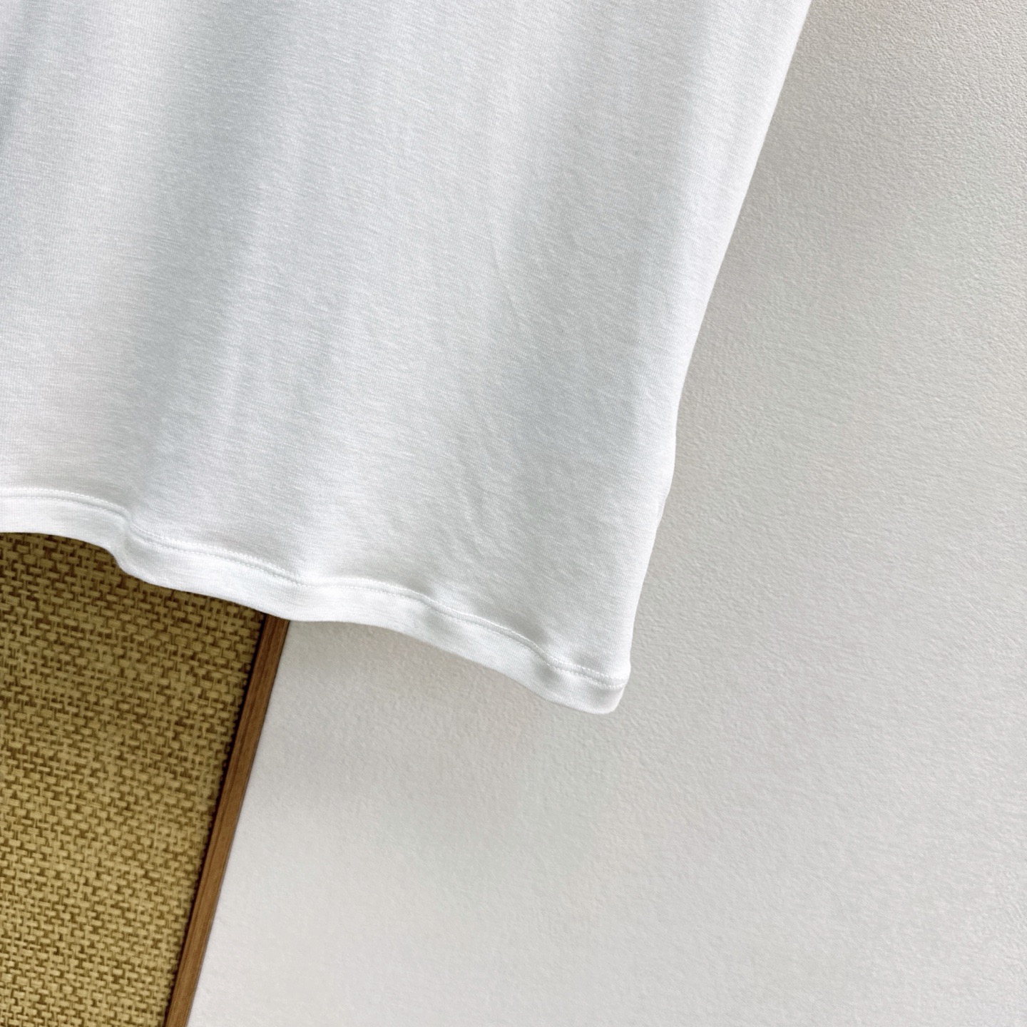Women's short sleeves